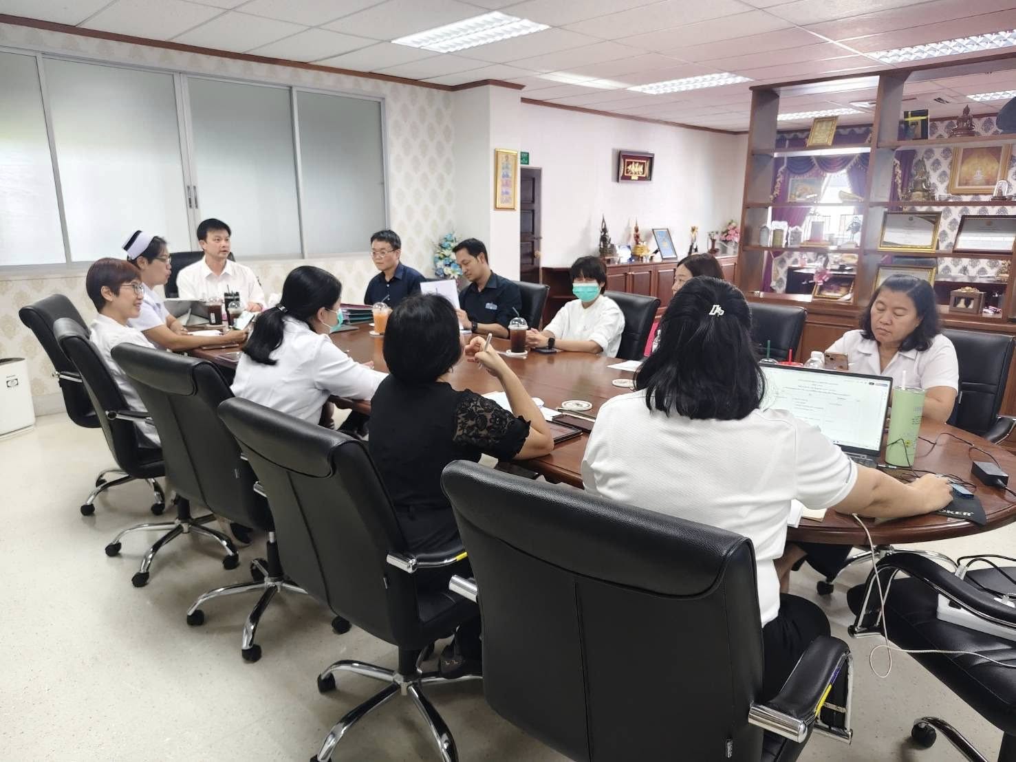 ประชุมคณะกรรมการบริหารหน่วยบริการ ประจำเดือนตุลาคม ในวันที่ 28 ตุลาคม 2568 ณ ห้องประชุมผู้อำนวยการ โรงพยาบาลมะเร็งลำปาง