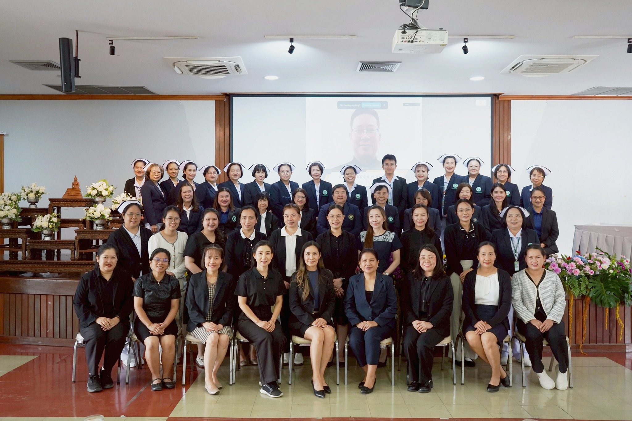 พิธีเปิดโครงการอบรม หลักสูตรการพยาบาลเฉพาะทางผู้สูงอายุ (หลักสูตร 4 เดือน) รุ่น 1 หลักสูตรดังกล่าวจัดขึ้นโดยความร่วมมือระหว่างโรงพยาบาลประสาทเชียงใหม่...